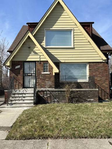 Main picture of 5733 Lakewood St