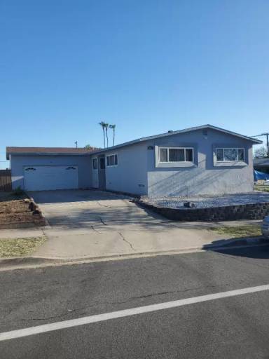 Main picture of 7925 El Paso St