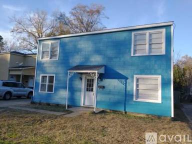 Main picture of 112 E Olive St