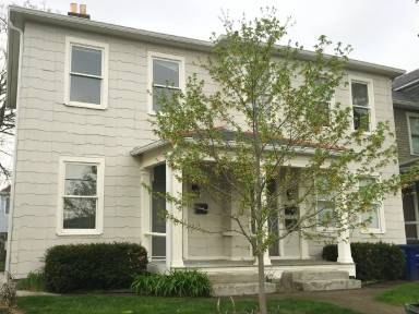 Main picture of 1120 1/2 Mount Pleasant Ave