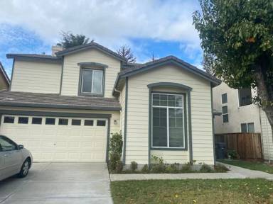Main picture of 475 Rockingham Ct