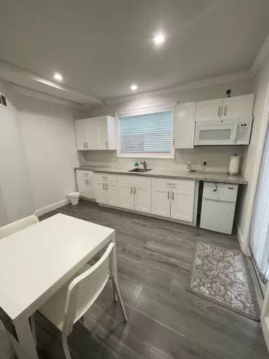 Main picture of 12912 Ixora Rd