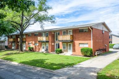 Main picture of Campus View Apartments