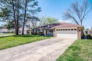 Main picture of 1407 Akron Dr