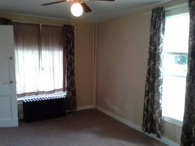 Main picture of 217-219 N Henderson St