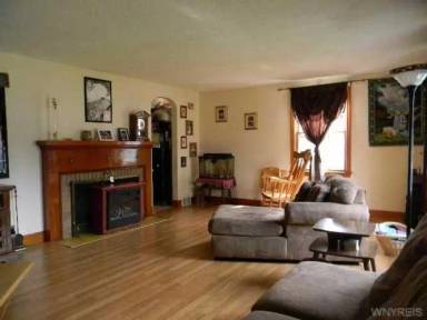 Main picture of 1833 Kensington Ave