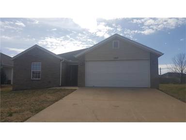 Main picture of 2505 SW Choctaw St