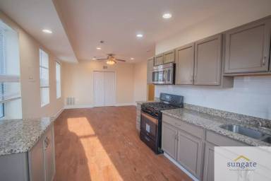Main picture of 4032 Falls Rd