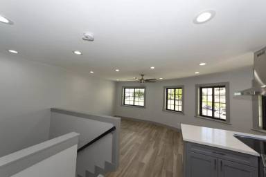 Main picture of 1227 Elm St