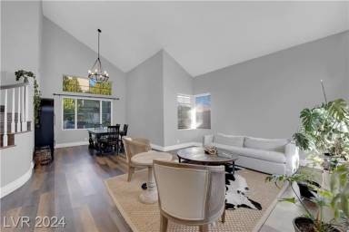Main picture of 7632 Desert Largo Ave