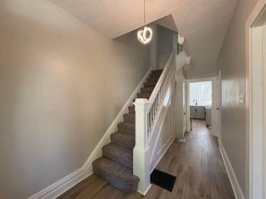 Main picture of 129 Dunbar Ave
