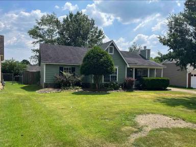 Main picture of 1231 Breezy Gate Dr