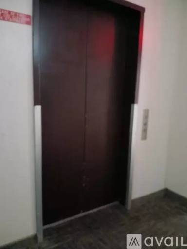 Main picture of Lakegrove Condominiums
