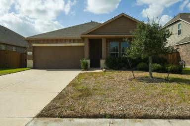 Main picture of 2315 Windy Sail Dr