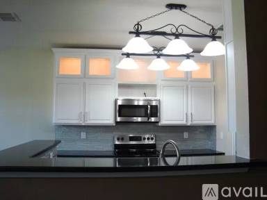 Main picture of 2301 Orchid Dr