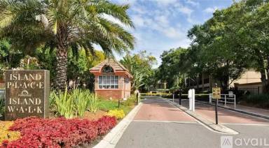 Main picture of 611 Arbor Lake Ln