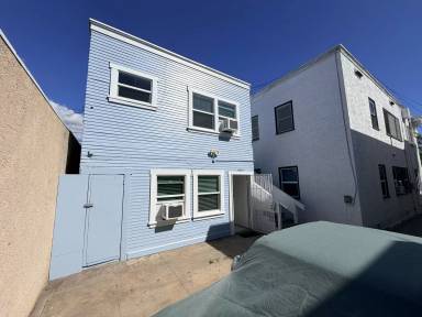 Main picture of 1027 E 2nd St