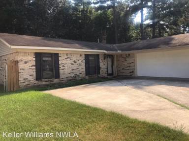 Main picture of 2831 Jonathan Ln