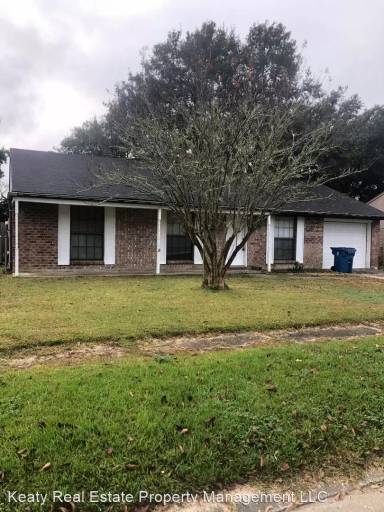 Main picture of 207 Chaumont Dr