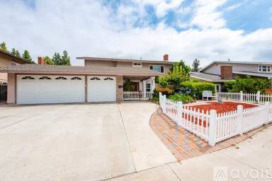 Main picture of 206 Demmer Pl