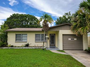 Main picture of 755 42nd Ave N