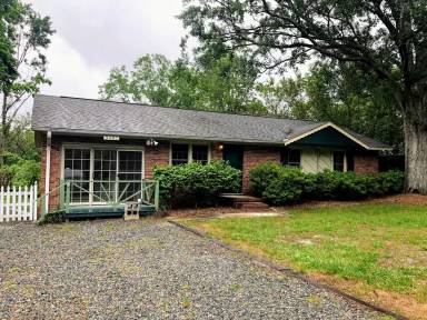 Main picture of 3403 Ashley Cir