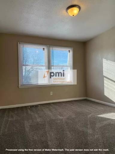 Main picture of 413 W 11th St