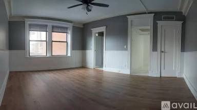 Main picture of 466 Commonwealth Ave