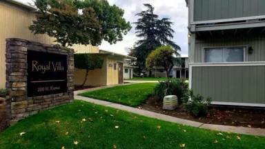 Main picture of 280 W Alamos Ave