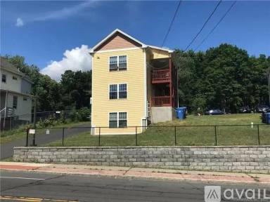 Main picture of 103 Beaver St