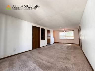 Main picture of 1210 Vattier St