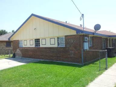 Main picture of 7820 Dorsett Dr
