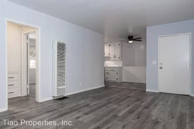 Main picture of 5541 Woodman Ave