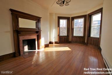 Main picture of 1736 Beacon St