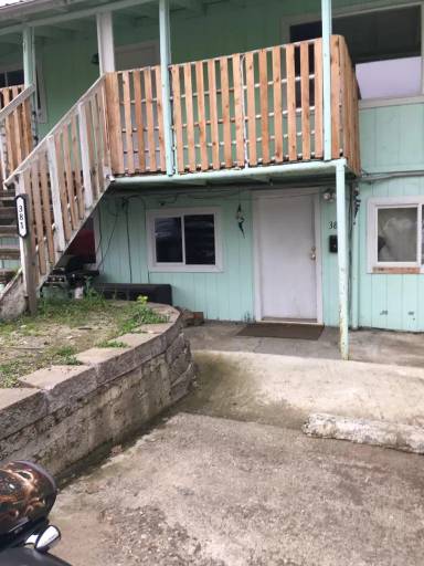 Main picture of 381 SE Darrell Ave