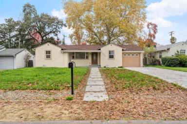 Main picture of 2391 Carlsbad Ave