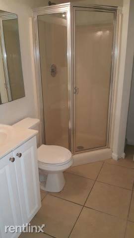 Main picture of 8249 Thames Blvd