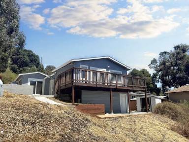 Main picture of 7201 Altura Pl