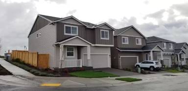Main picture of 3722 NE Kingbird St