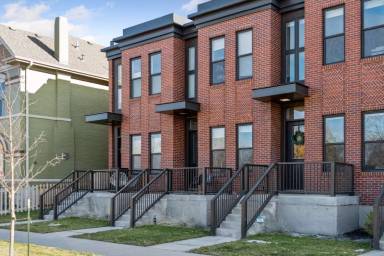 Main picture of 2850 California St