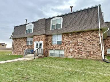 Main picture of 1440 1450 1460 Meadowview Dr