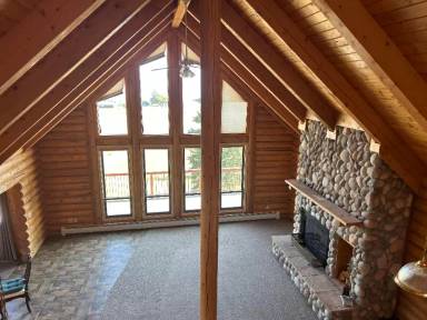 Main picture of 325 Spring Creek Rd