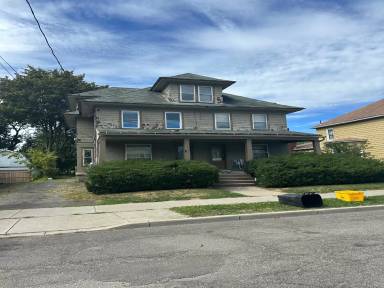 Main picture of 12 Lincoln Ave