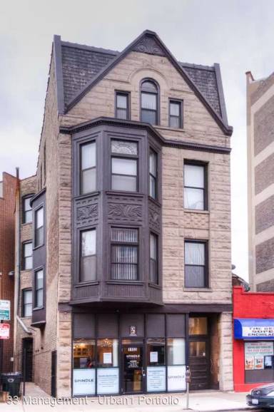 Main picture of 1153 W Diversey Pkwy