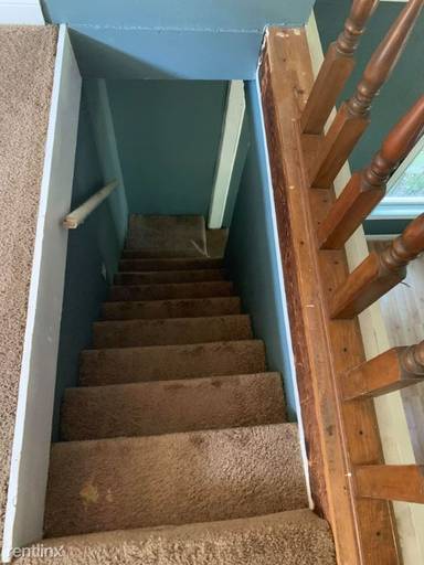 Main picture of 1020 E Nebraska Ave