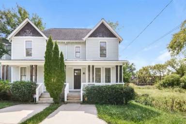 Main picture of 1714A Straightway Ave