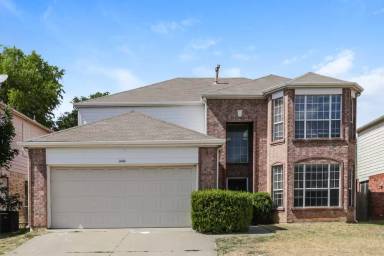 Main picture of 3404 Roddy Dr