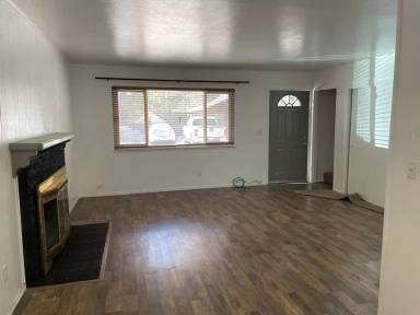 Main picture of 3685 Tamarack Ave