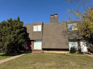 Main picture of 1319 Eastgate Dr