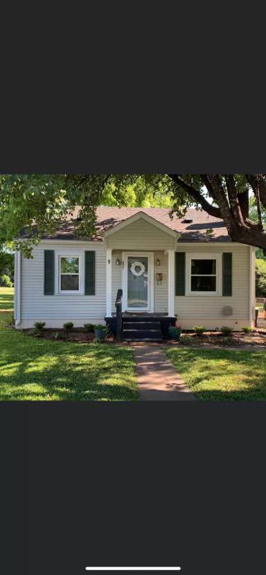 Main picture of 827 Johnson St